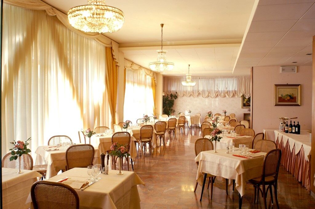 Hotel Torretta Montecatini Terme Étterem fotó